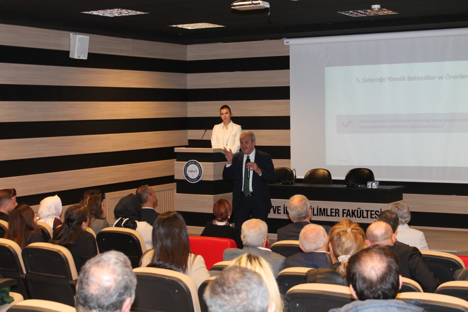 Üniversitemizde Dış Paydaş Toplantısı Yapıldı