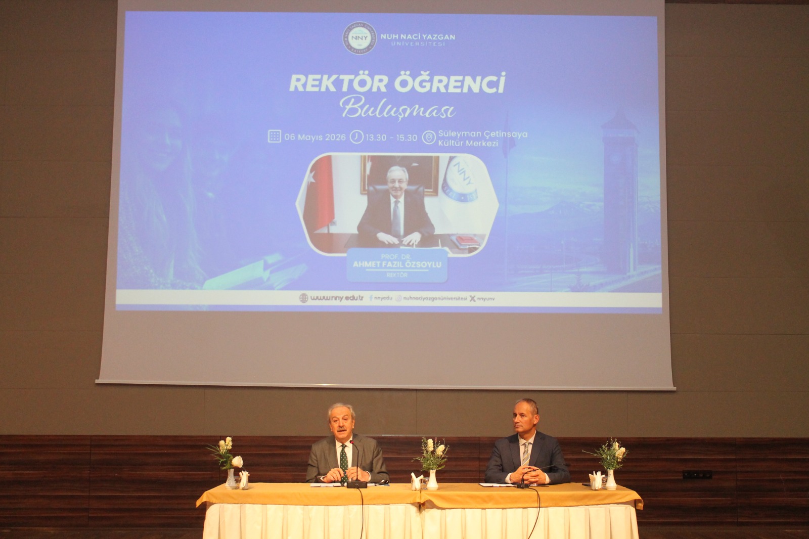 Üniversitemizde Rektör-Öğrenci Buluşması